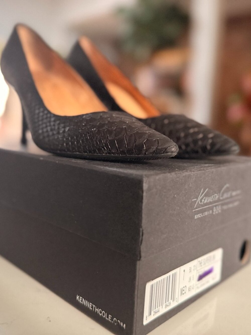 Kenneth Cole | The Superb Sz 7 Excellent Condition